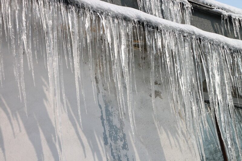 Ice winter roof